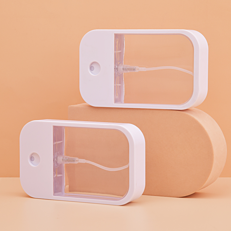 Флакон-распылитель для духов в форме карты на 45 мл