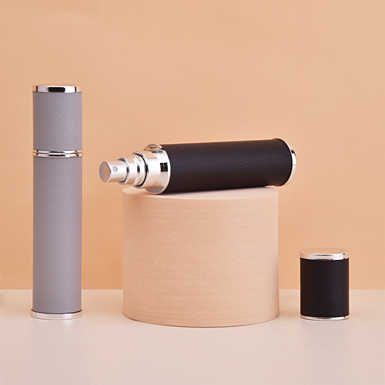 Многоразовый стеклянный флакон для духов объемом 10 мл с алюминиевой крышкой 