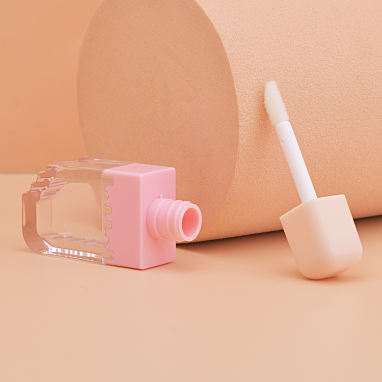 Квадратный флакон для блеска для губ объемом 3,5 мл 