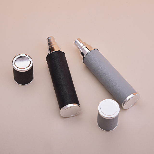 Многоразовый стеклянный флакон для духов объемом 10 мл с алюминиевой крышкой 