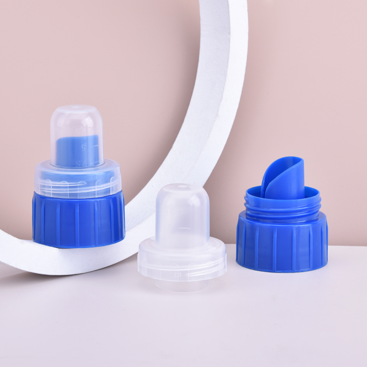 Синий колпачок для стирального порошка 38 мм с градуированной линией. Производители высококачественных пластиковых чехлов оптом оптом.