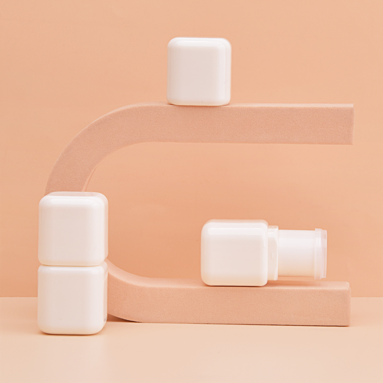 4,5 г Мини-квадратный тюбик-консилер-дезодорант 