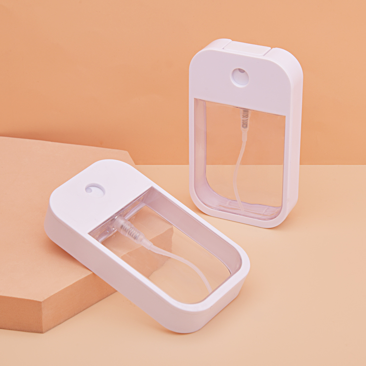 Флакон-распылитель для духов в форме карты на 45 мл