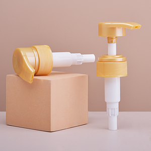 Дозатор золотого лосьона объемом 4,0 куб. См для бутылки емкостью 1 литр
