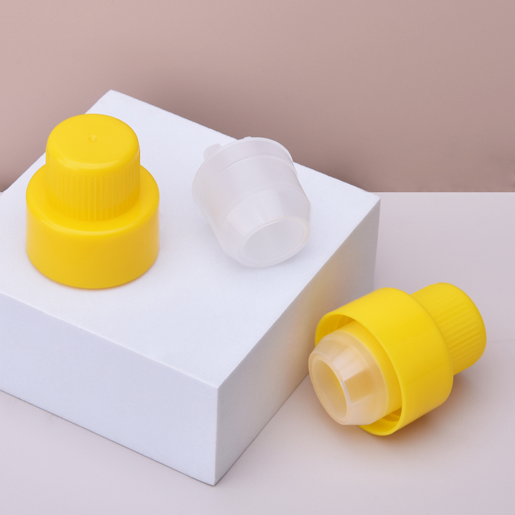 38-миллиметровая желтая пластиковая крышка для стирального порошка из полипропилена