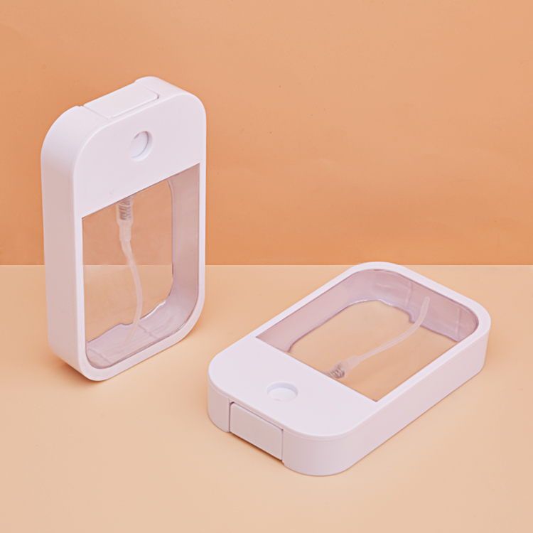 Флакон-распылитель для духов в форме карты на 45 мл