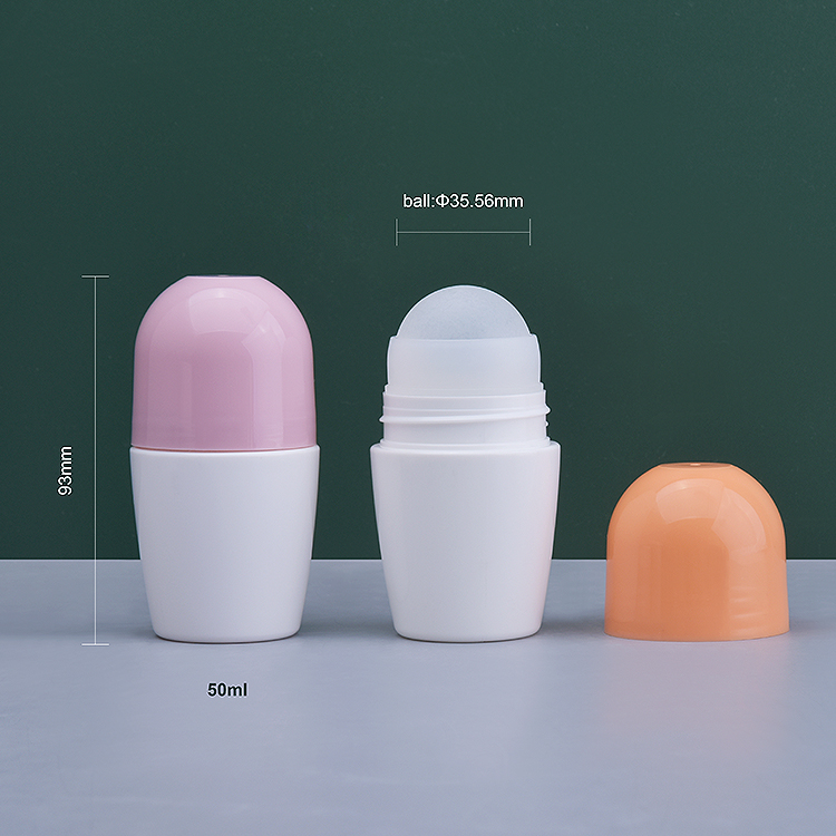 Бутылка с круглым роликом емкостью 50 мл и полиэтиленовым держателем