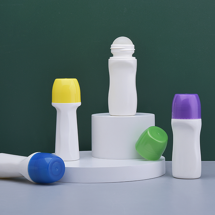 Китайское заводское производство, небольшой тонкий рулон 30 мл на бутылке